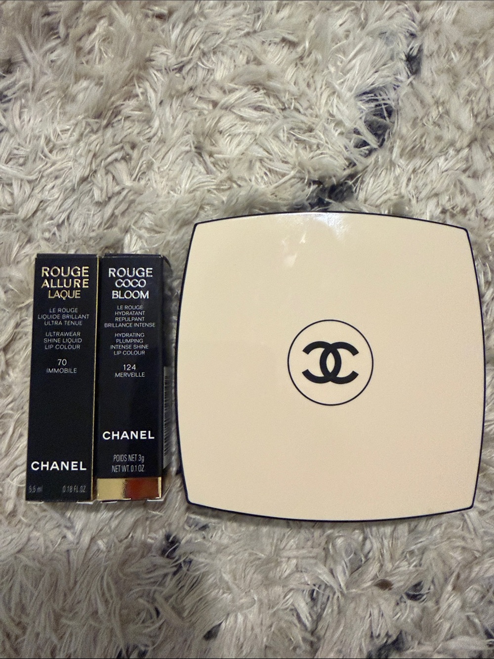 CHANEL Bronzing Powder Compact — Warm Brown Glow and two lipstics - Picture 2 of 7